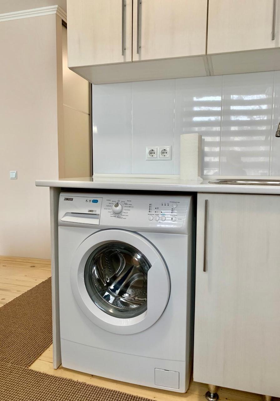 Apartment Privokzalnaya Square İvano-Frankivsk Dış mekan fotoğraf